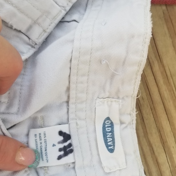 Size 4 old navy khakis - Picture 2 of 2